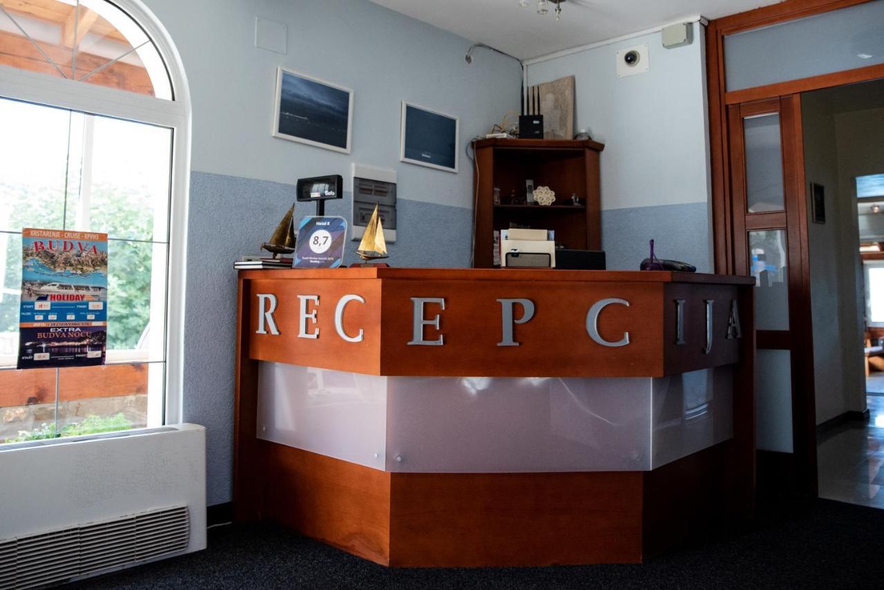 Hotel R Utjeha Eksteriør bilde