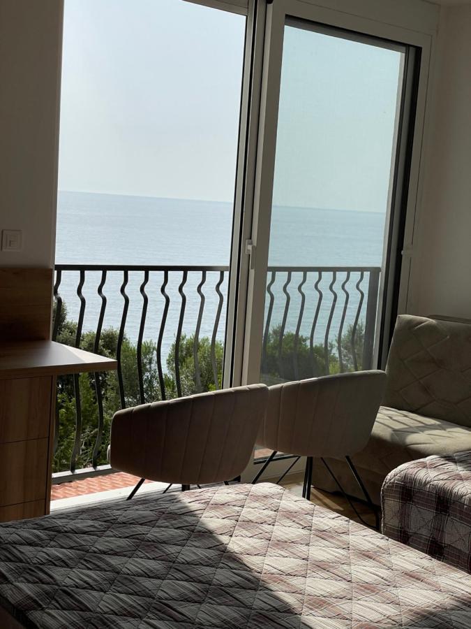 Hotel R Utjeha Eksteriør bilde